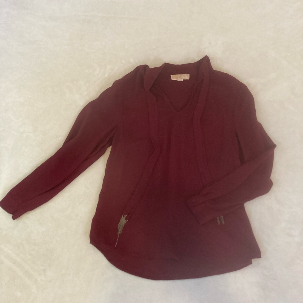 Michael Kors top with necktie / pussybow